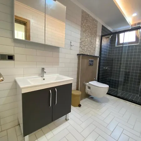 Bektas Private 4 Bedroom 阿拉尼亚