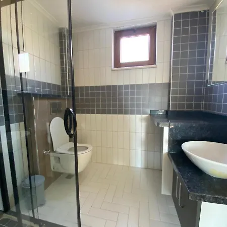 Bektas Private 4 Bedroom 别墅