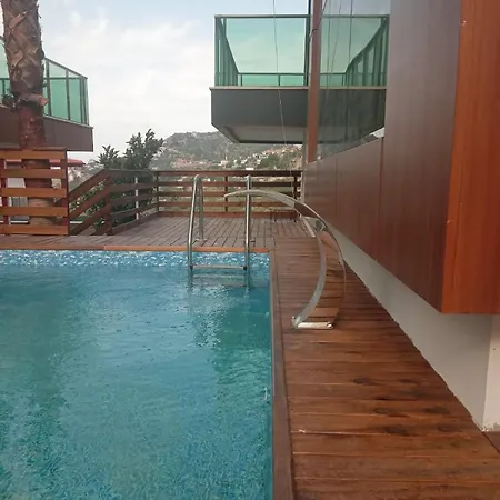 Bektas Private 4 Bedroom 别墅 阿拉尼亚